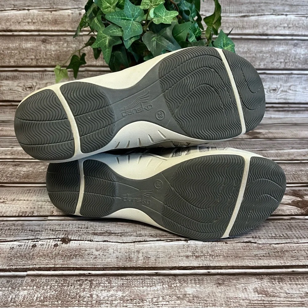 Dansko Henriette Gray Tan Suede Leather Sneaker Size 38 - Picture 11 of 13